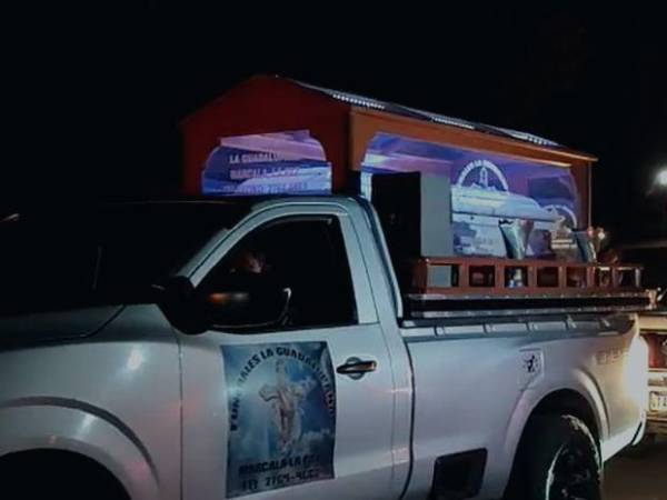 Con una concurrida caravana de vehículos fueron recibidos la noche del martes en Marcala, La Paz, los restos de la joven hondureña Keylin Yolibeth Chávez Domínguez, quien fue hallada muerta en un parque de Montgomery, Maryland, tras un mes desaparecida.