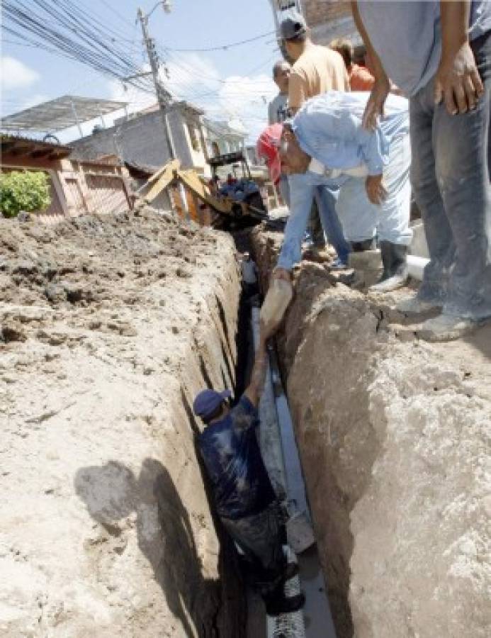 Renuevan el 35% de las tuberías de aguas negras del Distrito Central