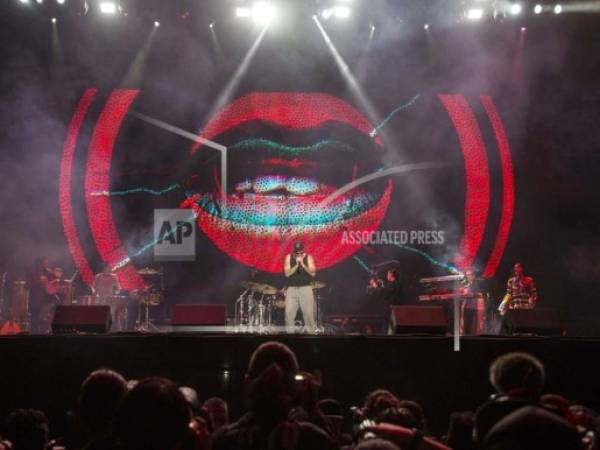 El astro puertorriqueño de la música urbana ahora se presentará también en Houston el 31 de agosto, Dallas el 1 de septiembre, San Antonio el día 2 y Denver el 13. (Foto: AP)