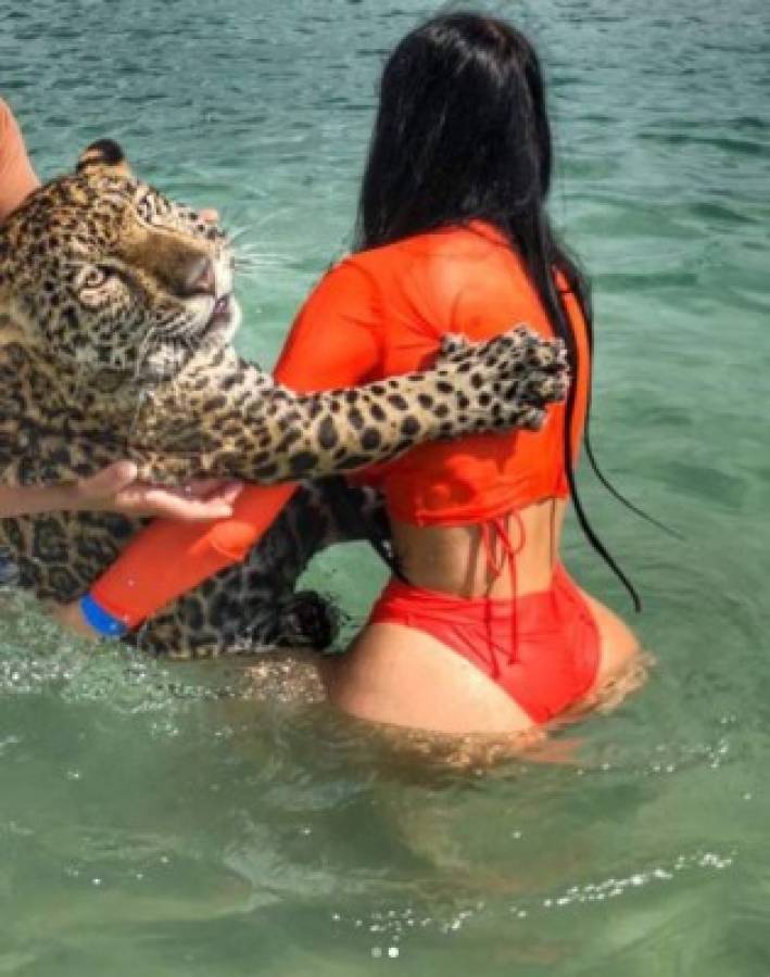 'La Kardashian mexicana', Jailyne Ojeda Ochoa visitó las playas de Roatán, Honduras