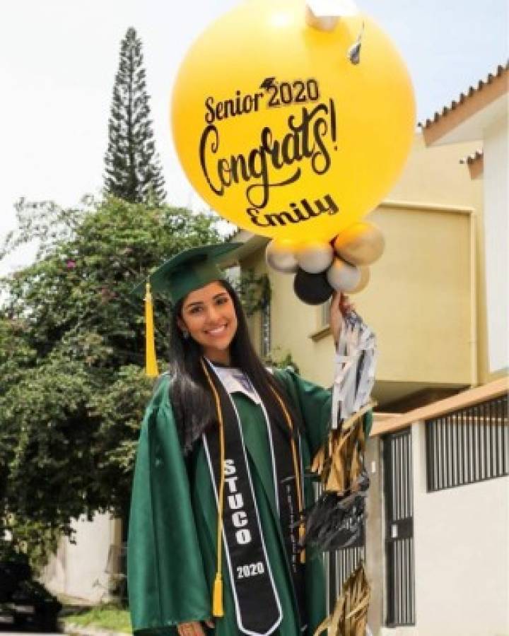 Ellos desde casa celebran el éxito