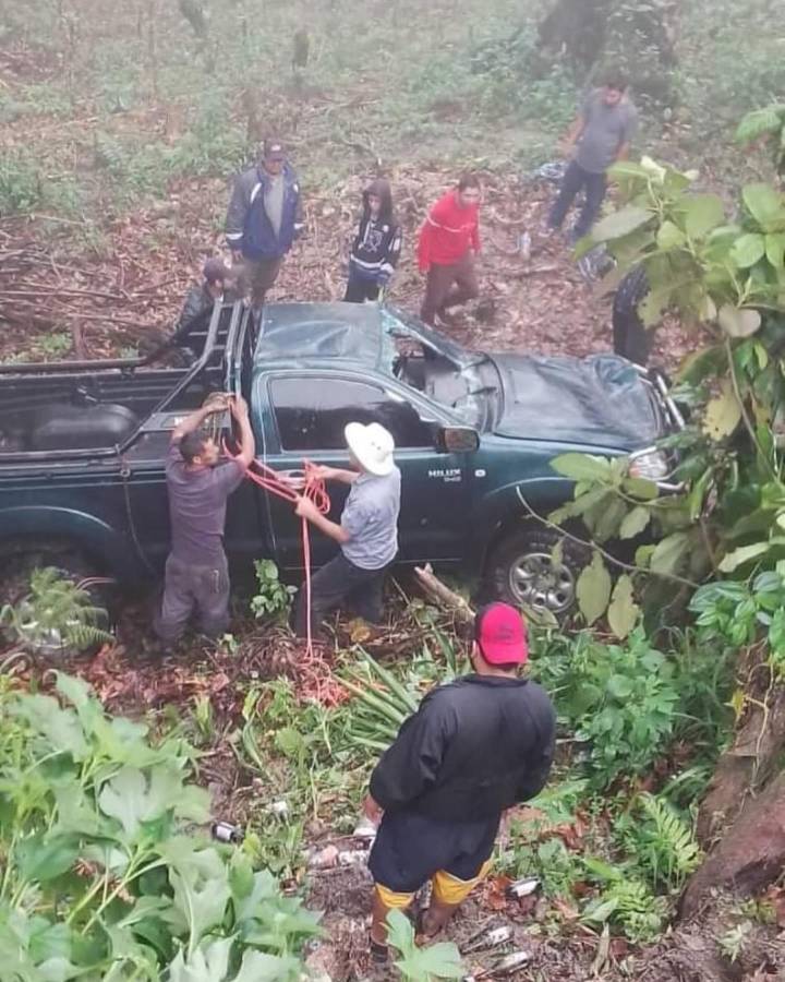 Trascendió, además, que otras dos personas habrían resultado heridas tras el accidente, sin embargo este extremo no ha sido confirmado.