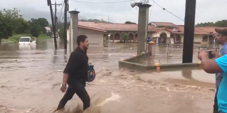 Más de 200 personas son evacuadas en Comayagua y Siguatepeque por inundaciones