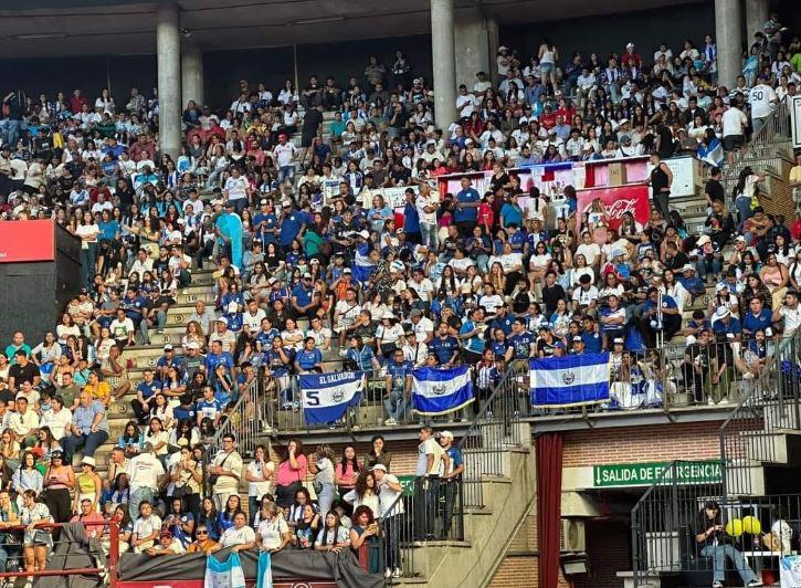 Hondureños en el exterior también celebran aniversario de la Patria