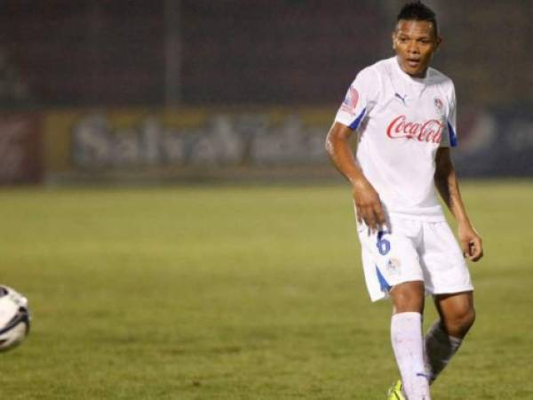 David Meza jugará más tiempo en el Albo.