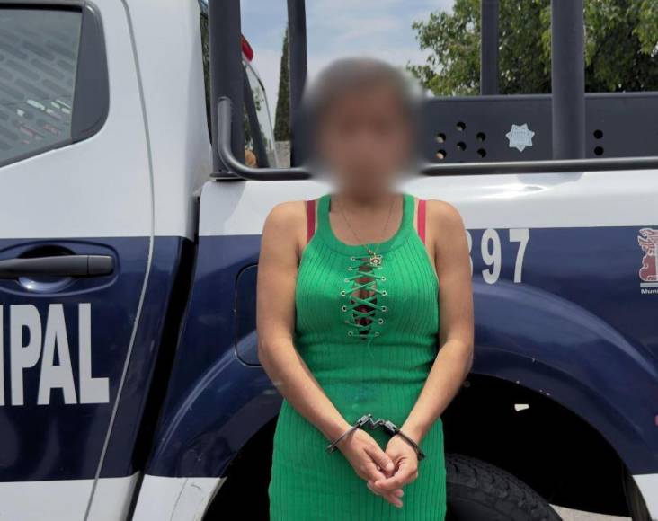 Capturan mujer en México por maltratar a su hijo: Le pegó a puño cerrado en el estómago