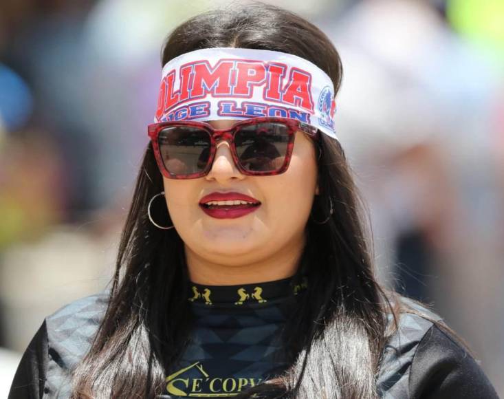 Las aficionadas más guapas de Olimpia y Olancho FC que cautivaron en la final