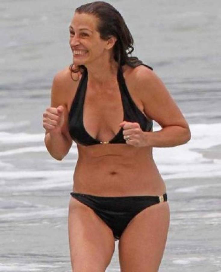 Julia Roberts y Halle Berry en guerra de bikinis