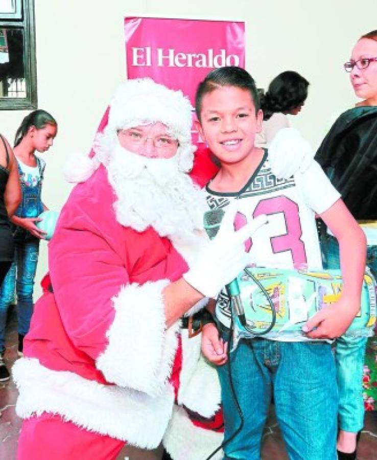 Siete años de cumplir los sueños de los niños que escriben a Santa