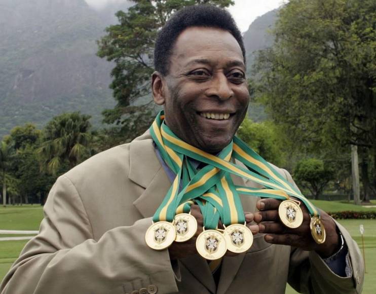 De su debut hasta su muerte, el rey Pelé en 15 grandes fechas