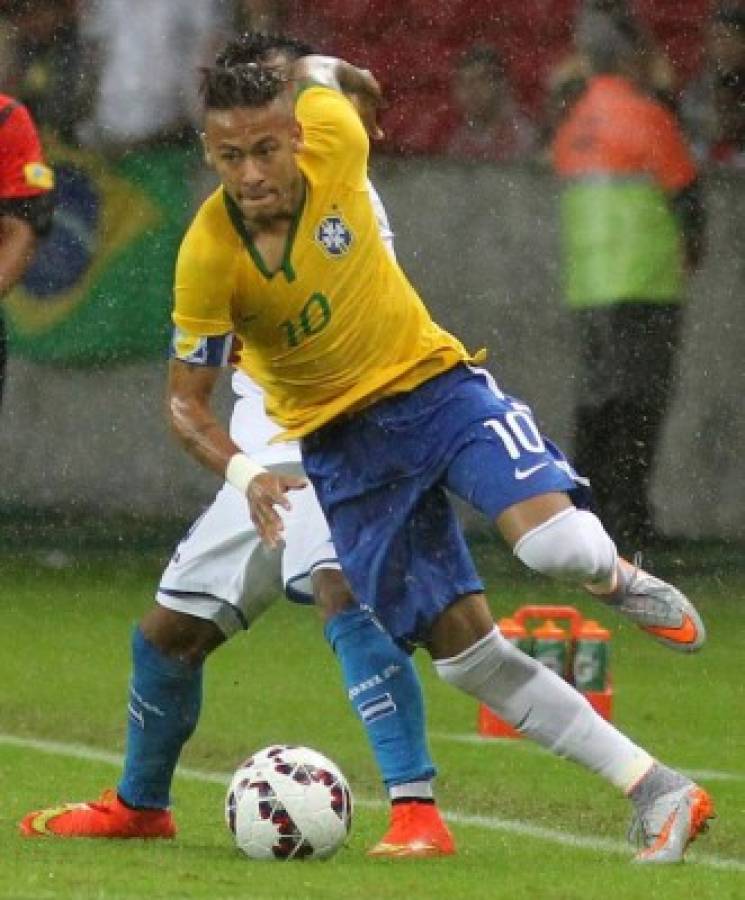 En 2015, la Selección absoluta de Honduras jugó un partido amistoso contra Brasil en la ciudad de Porto Alegre. Perdió 0 a 1. Foto Agencias.