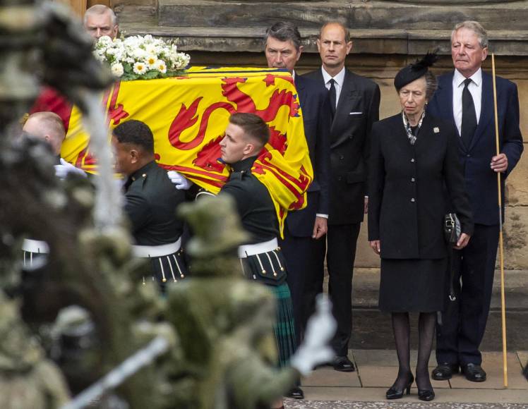 ¿De qué está hecho el ataúd de la reina Isabel II?