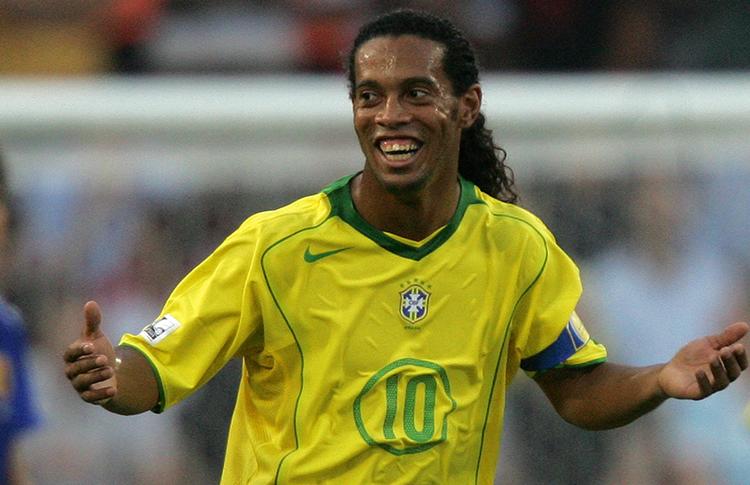 Raphinha le responde a Ronaldinho y asegura que pide boletos para ver Copa América