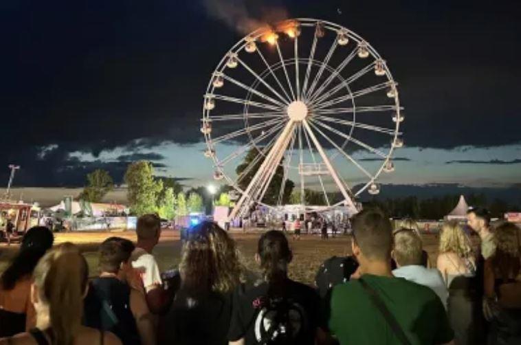 Horror en lo alto: 65 personas atrapadas en “rueda de la fortuna” en llamas en Alemania