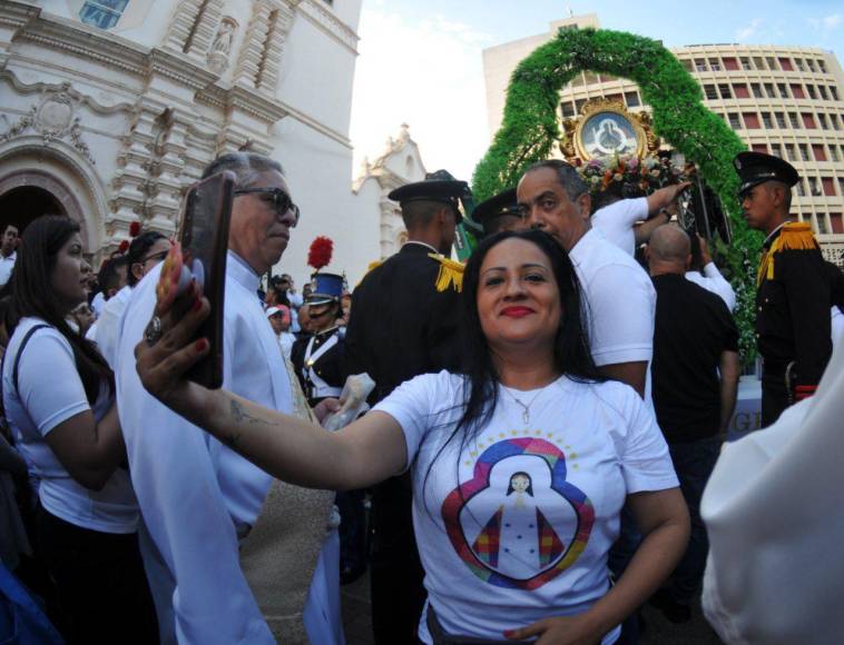 Fe y devoción en peregrinación por el 277 hallazgo de la Virgen de Suyapa