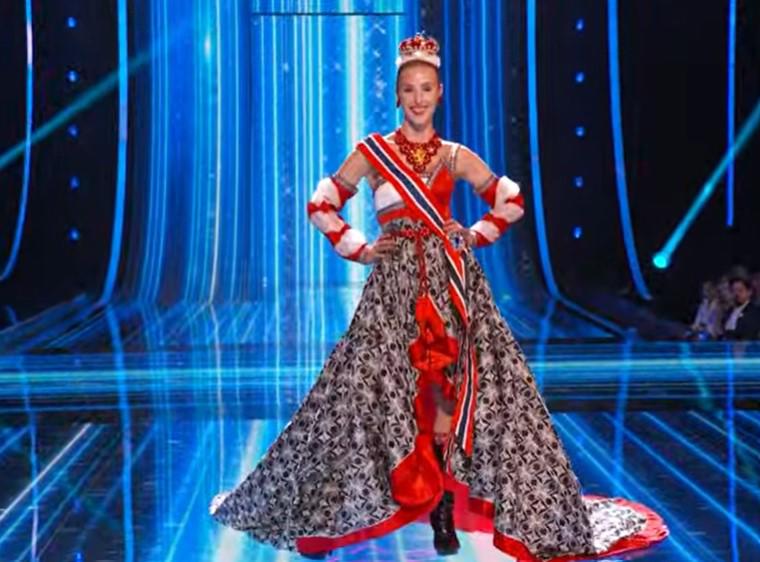 Espectaculares trajes típicos durante la gala del Miss Universo 2023