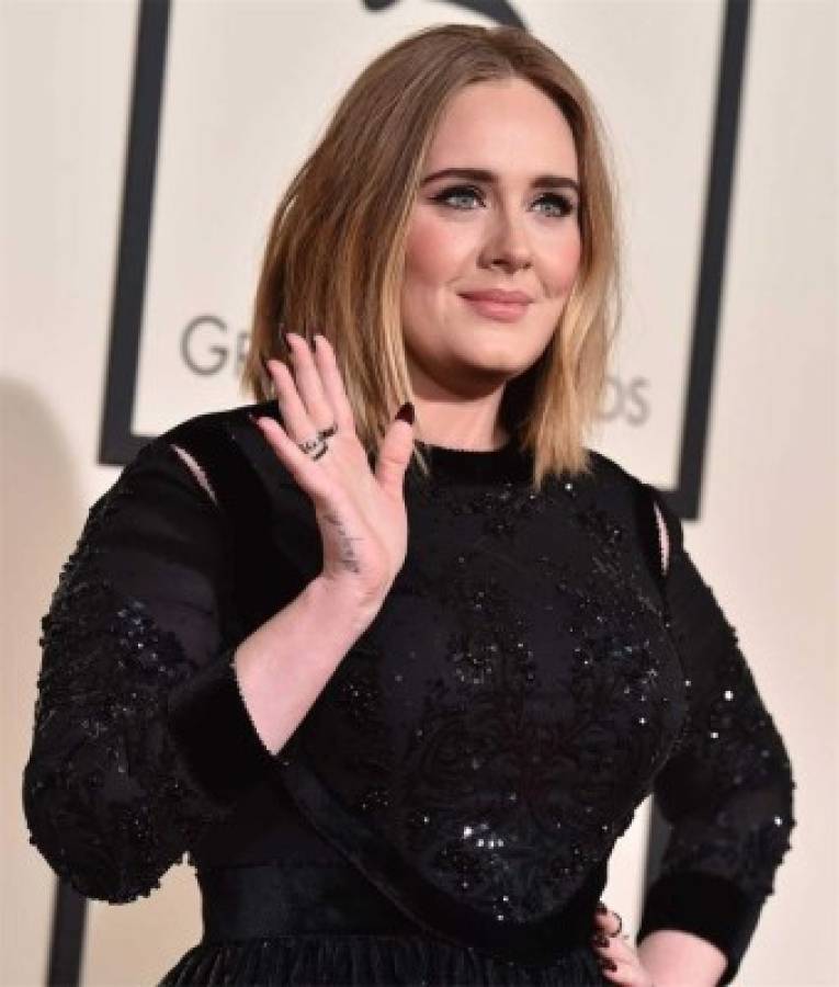 adele cumple 32 años con una vida destinada al éxito