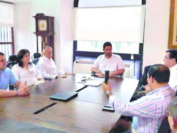 La delegación del CN en su visita a Cartagena de Indias, Colombia.