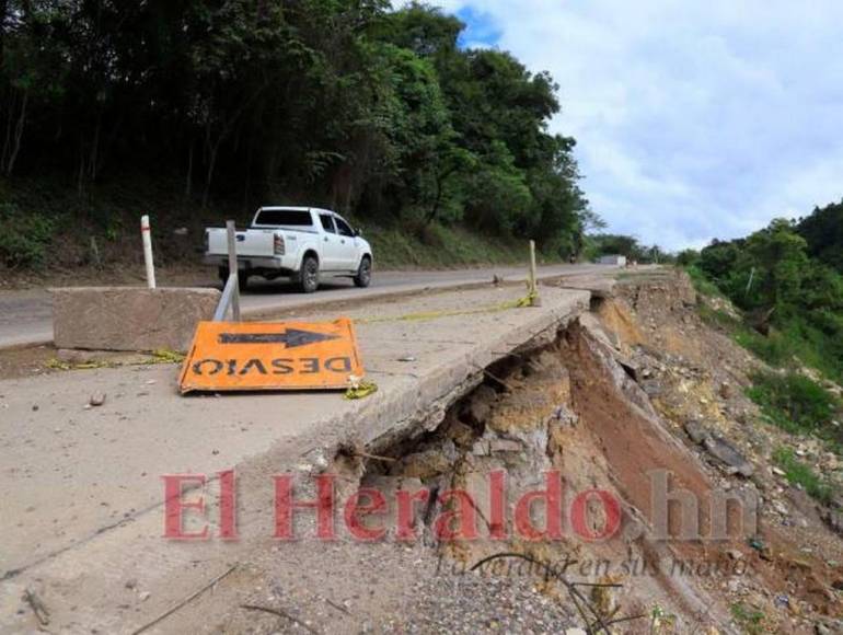 Vías destrozadas y casas derrumbadas: pobre infraestructura de Honduras golpeada por lluvias