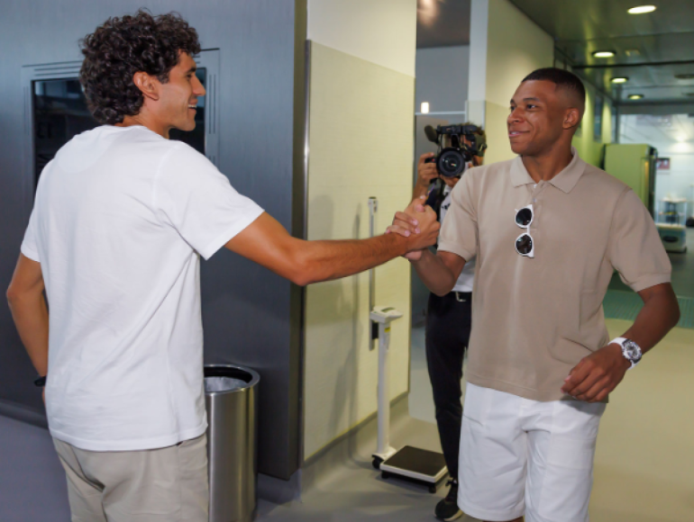 Mbappé y el encuentro con sus nuevos compañeros en el Real Madrid; La sorpresa que se llevó