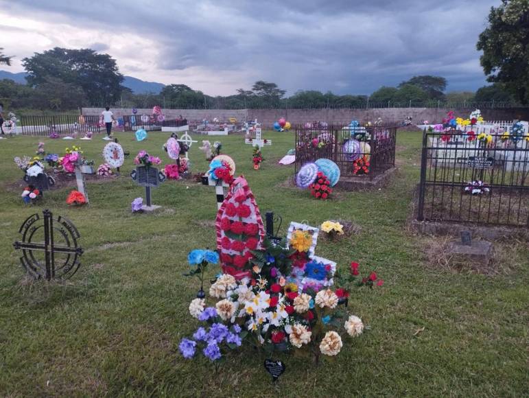 Belleza escénica y limpieza: así es el cementerio más bonito de Olancho