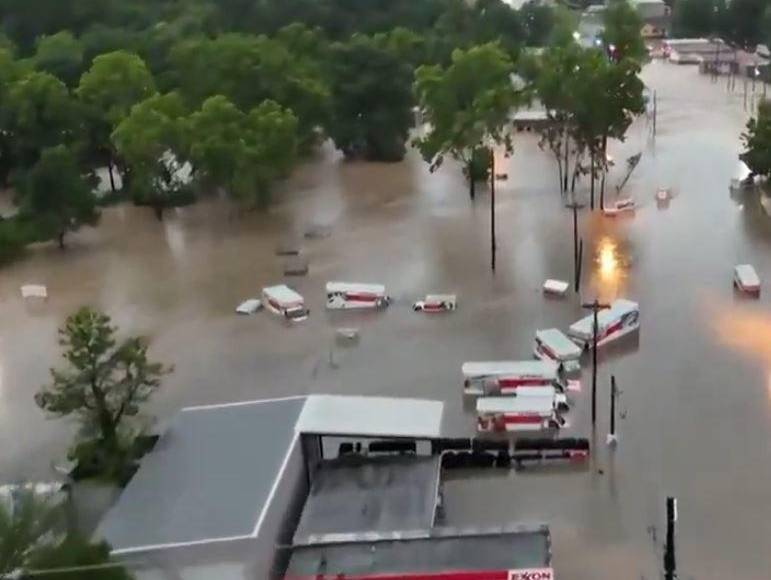 Lucas Warren, el niño que murió arrastrado por la corriente en inundaciones en Texas