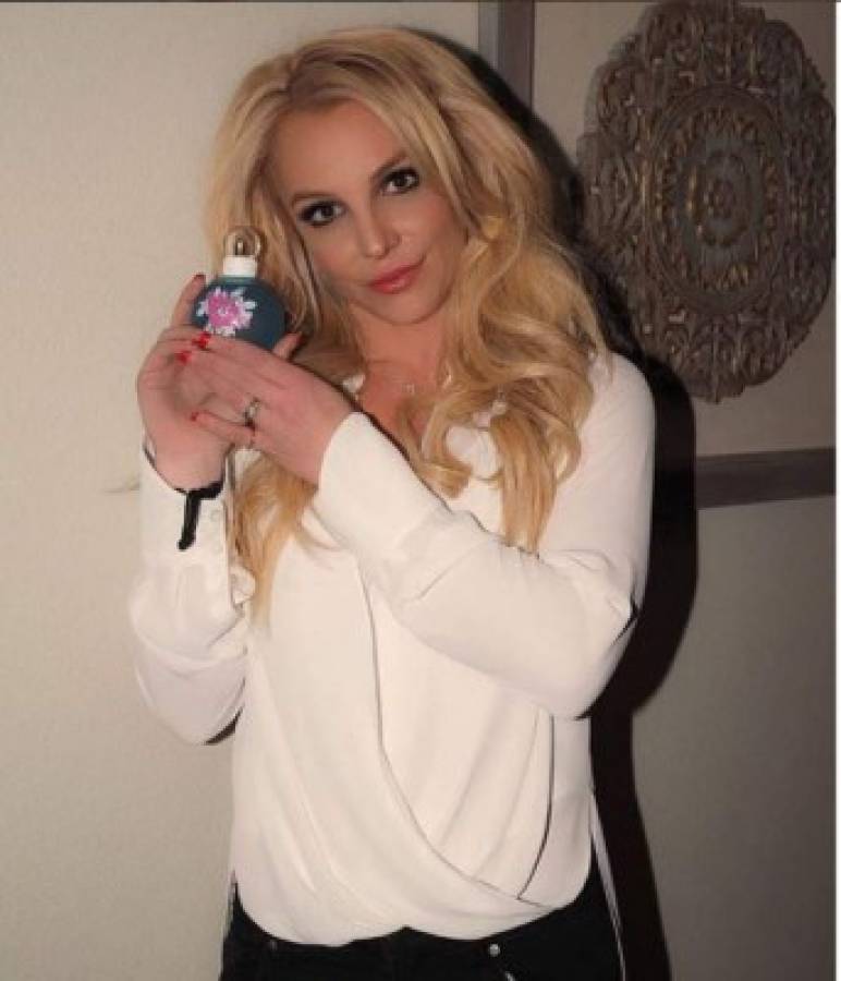 Britney Spears luce irreconocible en su nueva imagen