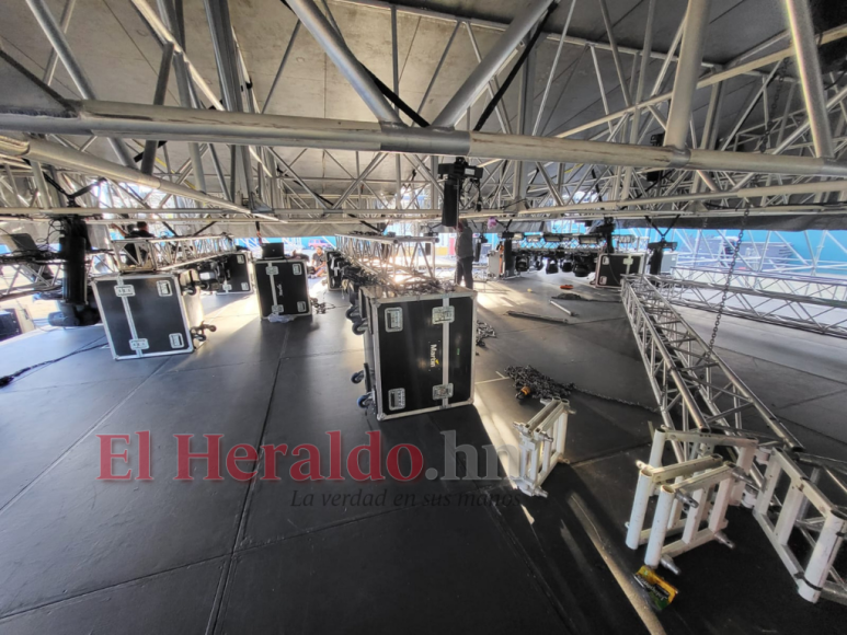 ¡Exclusiva! Así luce el escenario para el concierto de Christian Nodal en Honduras