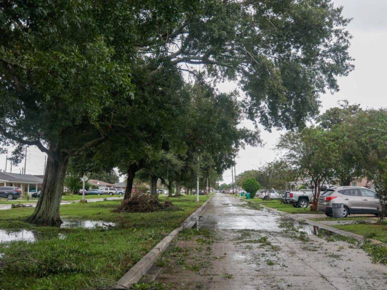 Fuertes inundaciones dejó Francine tras su paso por Luisiana, Estados Unidos