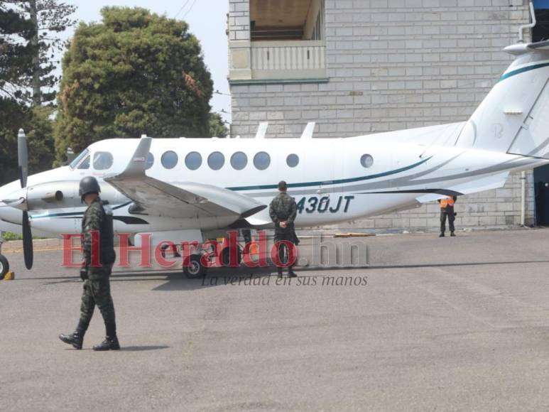 Fotos de la aeronave de la DEA que extraditó a JOH a EEUU