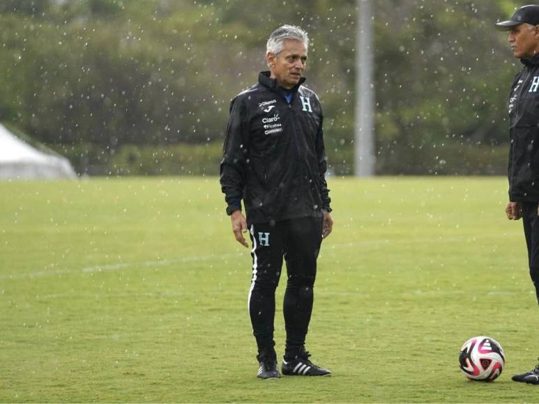 ¡Seis bajas! El modificado equipo que pondrá Rueda con Honduras ante Ecuador