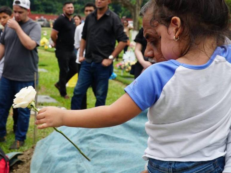 Fotos del funeral de Michelle Viera: estuvo 13 días en coma tras accidente en San Pedro Sula