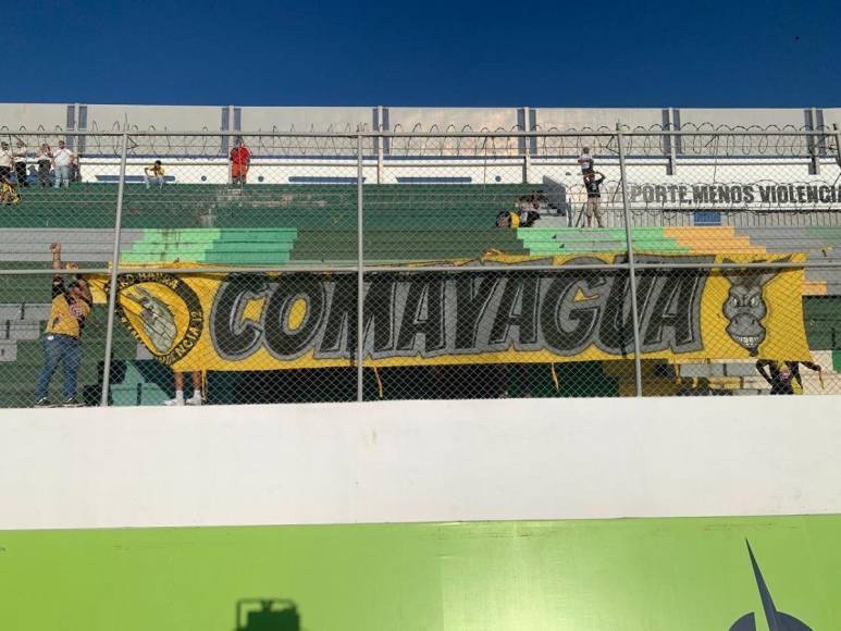 ¡El Estadio Carlos Miranda se tinta de Aurinegro! Ambiente Genesis vs Real España