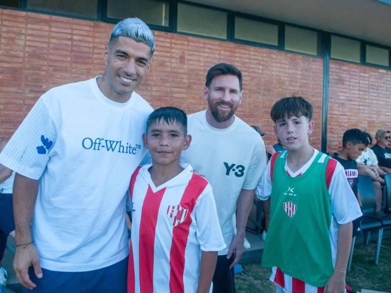 En fotos: Messi y Antonela Roccuzzo causan revuelo en Argentina tras debut de su hijo