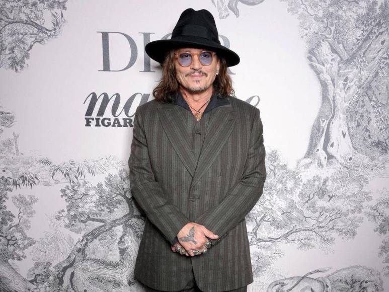 En su cumpleaños 60, Johnny Depp enfrenta su pasado tumultuoso y celebra su presente en Cannes