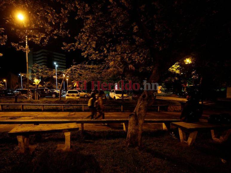 Así fue el recorrido nocturno dentro de la UNAH en medio de ola de inseguridad (FOTOS)