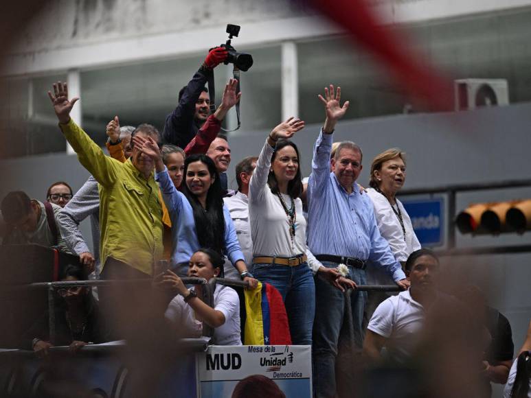 Oposición venezolana mantiene protestas, a pesar de las amenazas de cárcel de Maduro