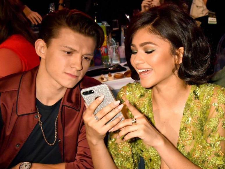 “Mi cumpleañera”: Tom Holland felicita con tiernas fotos a Zendaya por su cumpleaños 27