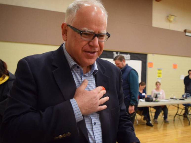 ¿Quién es Tim Walz, compañero de fórmula de Kamala Harris?