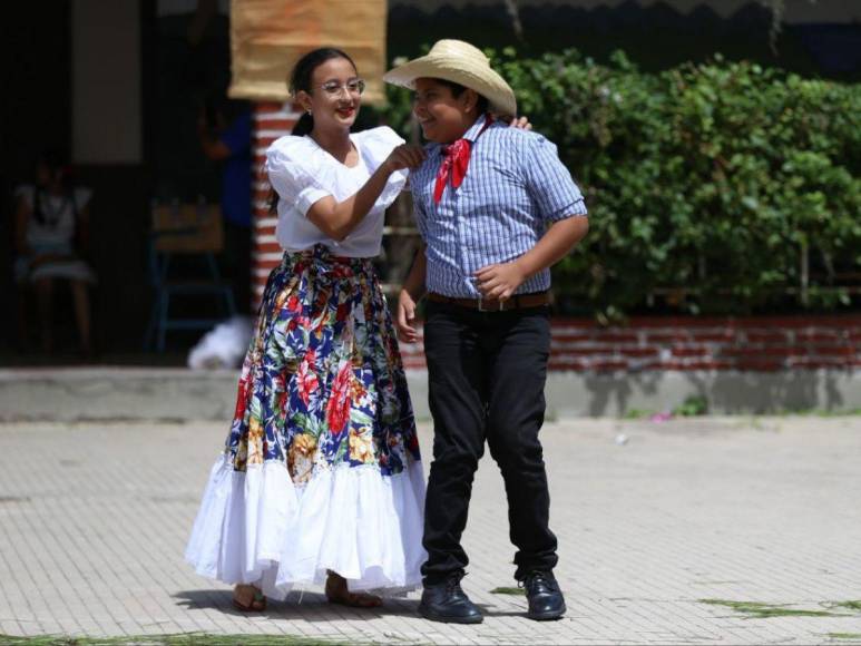 Día del cacique Lempira: elección de la india bonita y bailes folclóricos en escuelas de la capital