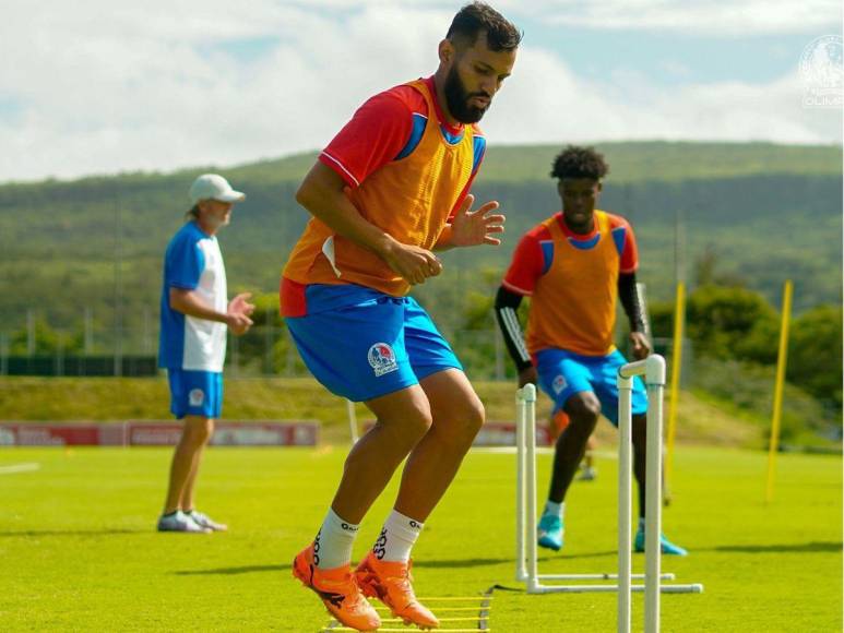 ¡Cambios confirmados! El 11 titular de Olimpia para enfrentar a Marathón en Tegucigalpa