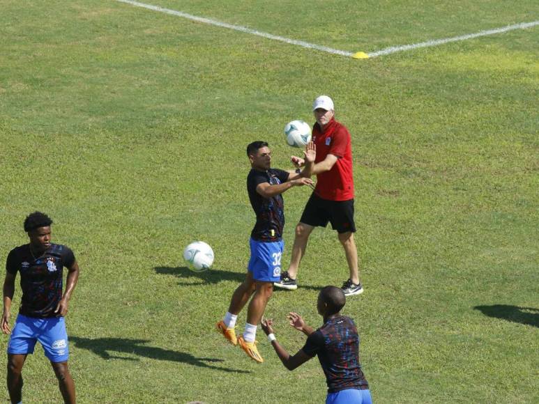 Así se vivió el ambiente de alegría en el Yankel Rossental para el encuentro de Marathón contra el Olimpia