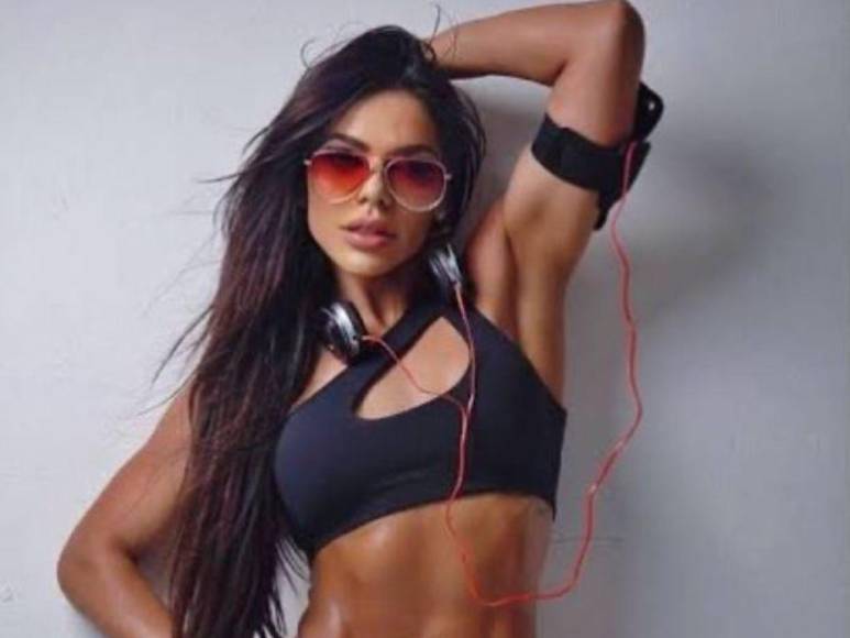 Así es Suzy Cortez, la Miss BumBum que asegura haber sido acosada por Piqué