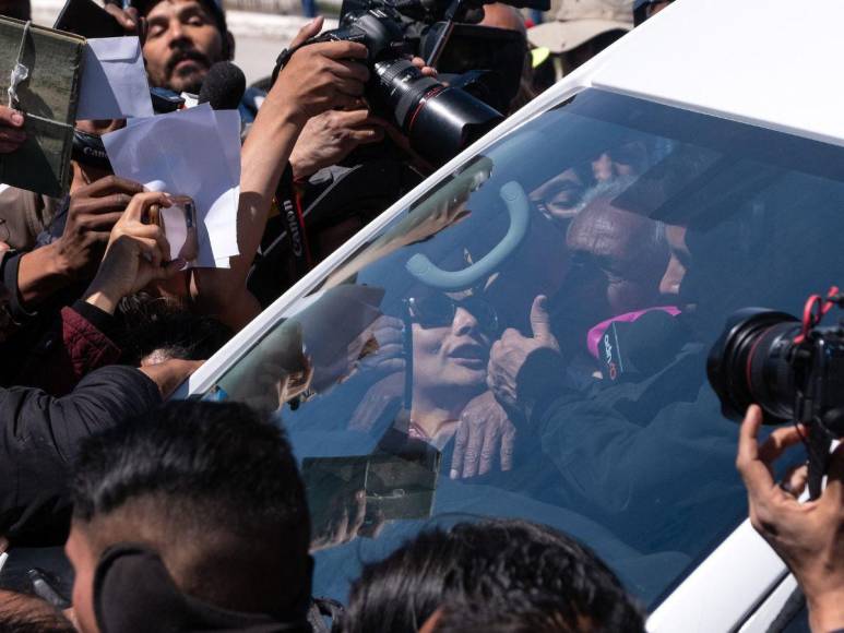 Así fue la visita a Juárez del presidente Andrés López Obrador tras incendio en estación migrante