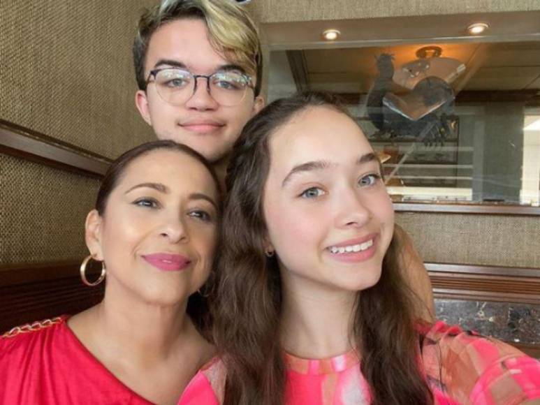 “Quedé muy enfurecida con Dios”: Neida Sandoval y sus hijos hablan tras la muerte de su esposo