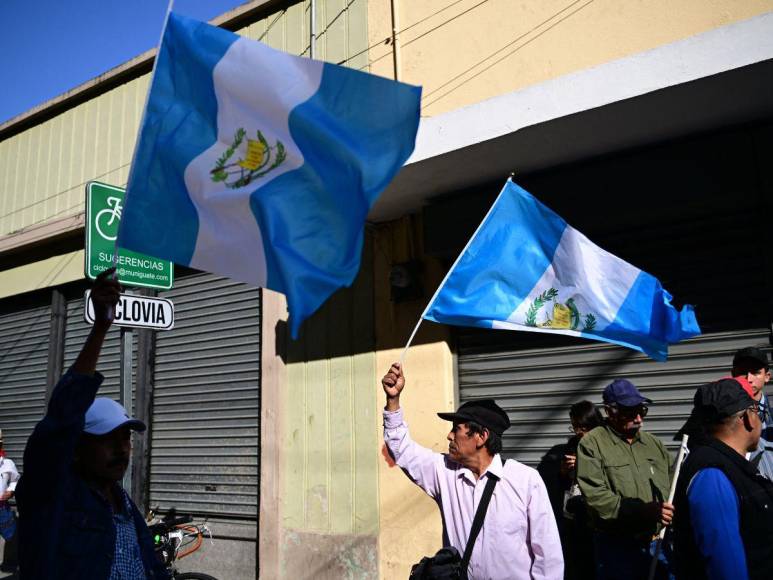 Retraso en investidura de Arévalo desata protestas en Guatemala