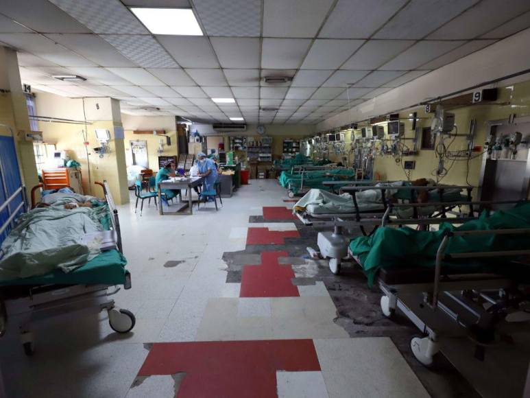 Un accidente de tránsito y 18 días hospitalizado: ¿qué se sabe del joven que murió esperando una cirugía en el Hospital Escuela?