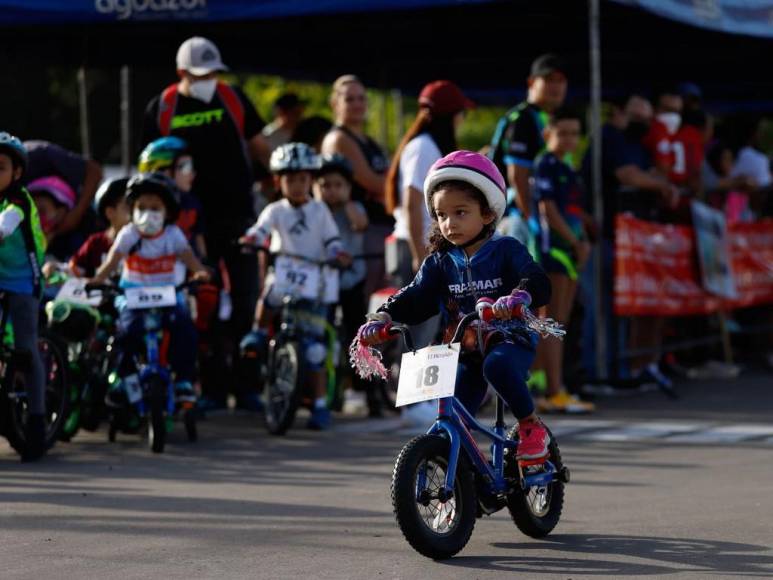 Con sonrisas y mucho ánimo, así arranca Vuelta Infantil en su categoría de 2 a 4 años