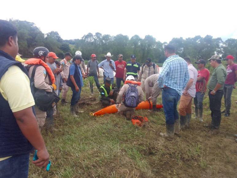 Un niño muerto y un desaparecido: Lo que se sabe sobre la tragedia de migrantes brasileños en río Guayambre