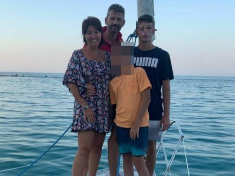 “Sentía un cuerpo extraño”, la confesión del adolescente que mató a su familia en Italia